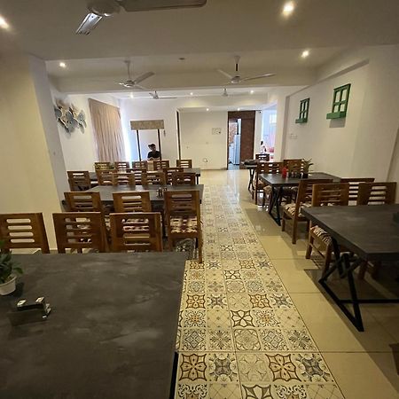 Goa Stay Hotel Calangute Exterior photo