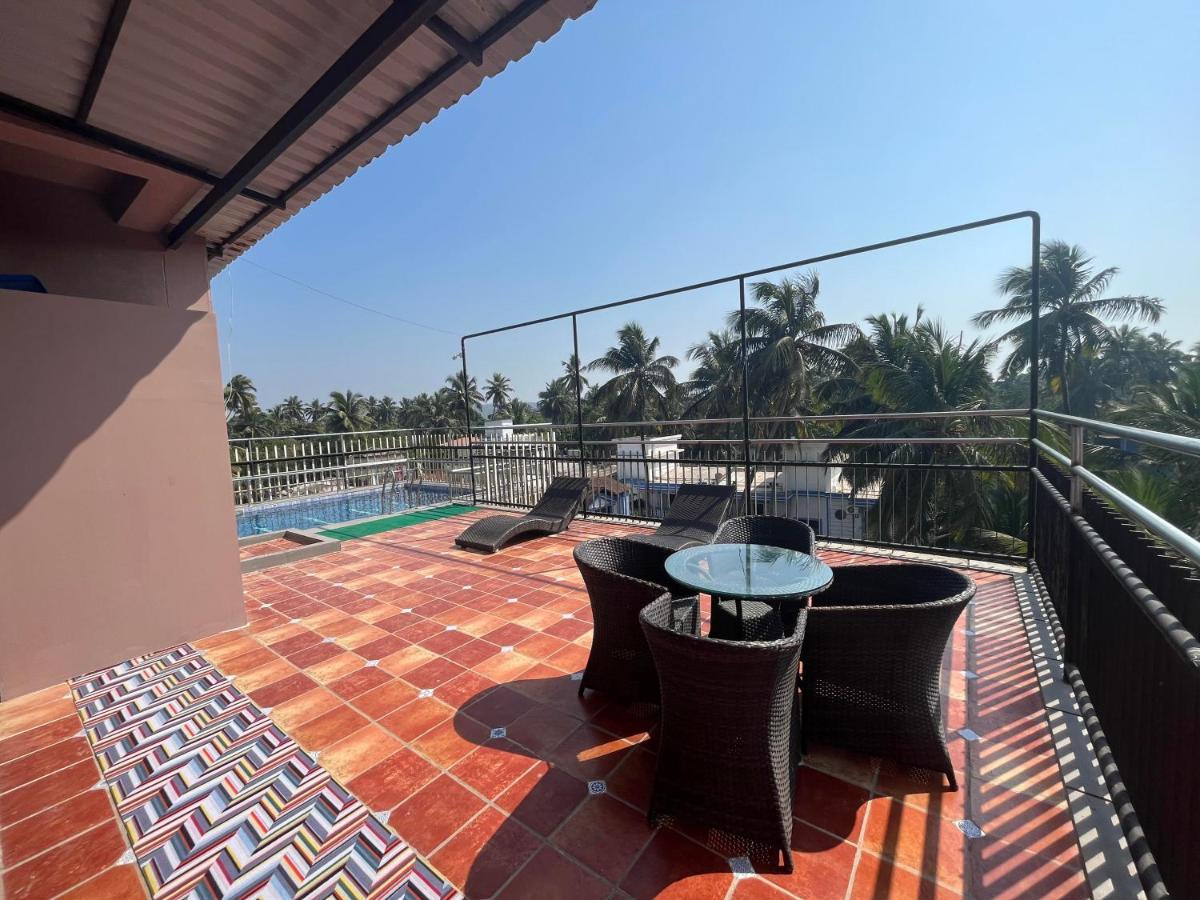 Goa Stay Hotel Calangute Exterior photo