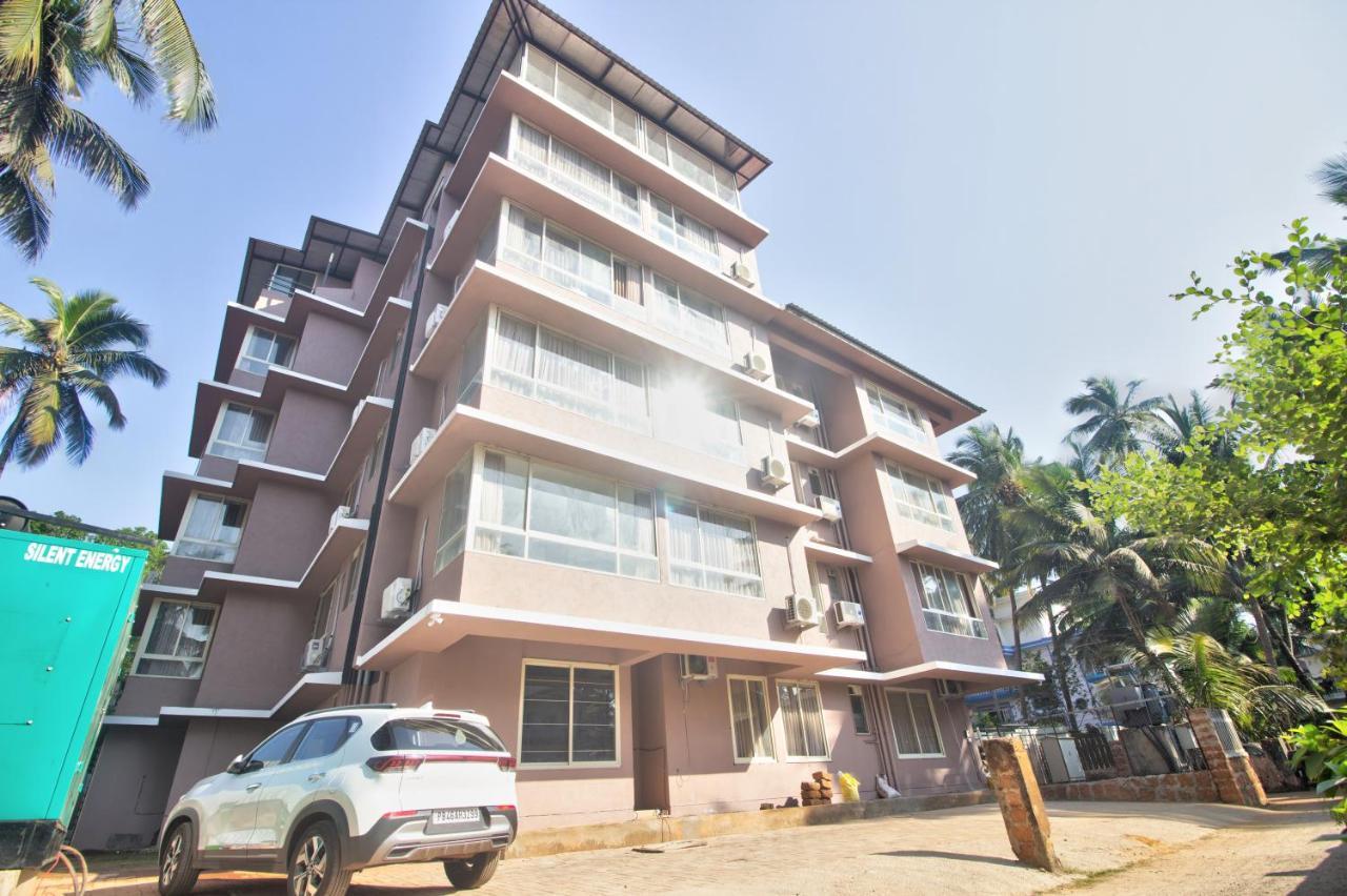 Goa Stay Hotel Calangute Exterior photo