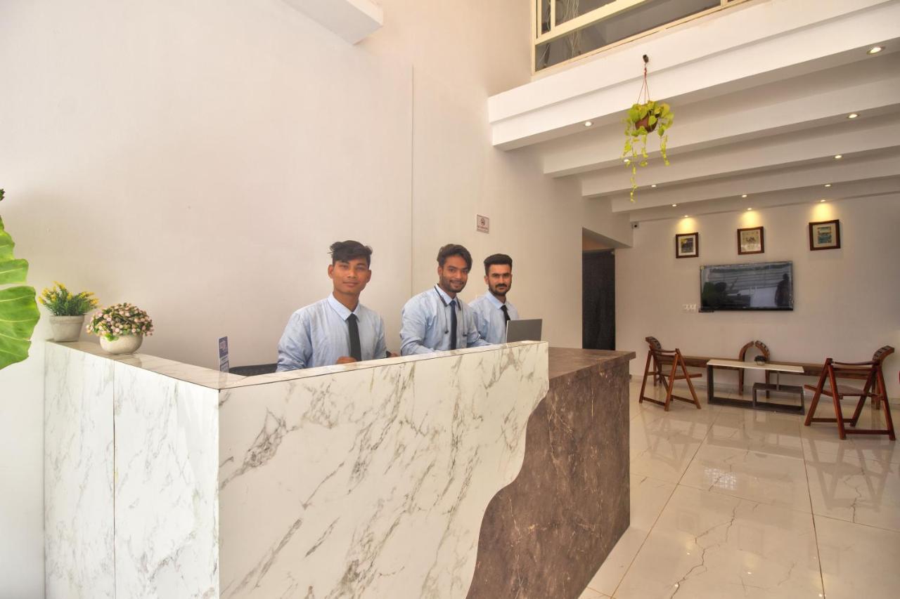 Goa Stay Hotel Calangute Exterior photo