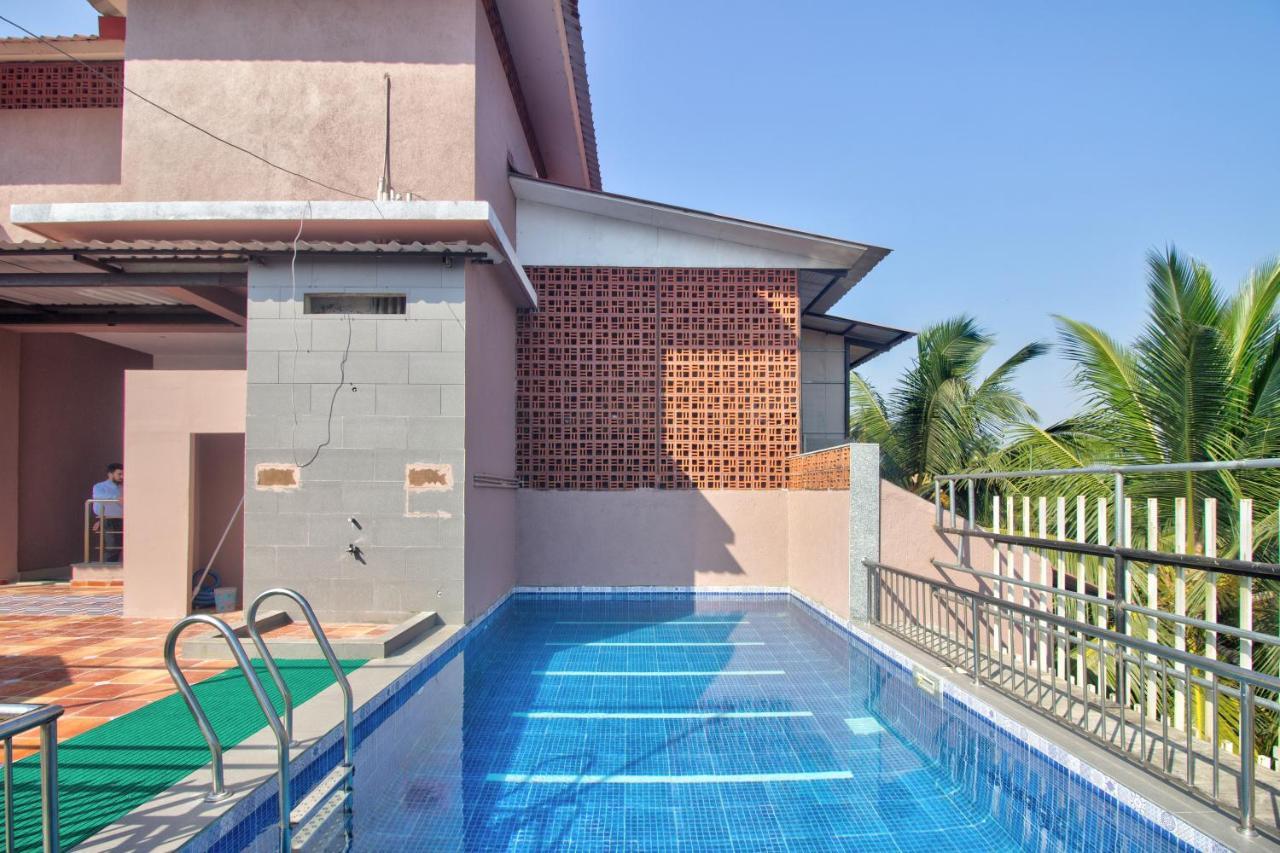 Goa Stay Hotel Calangute Exterior photo
