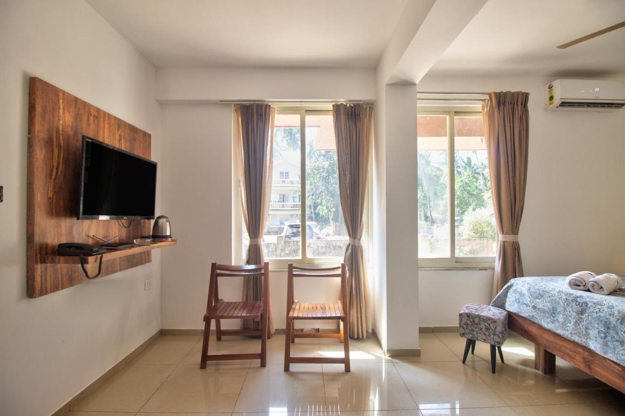 Goa Stay Hotel Calangute Exterior photo
